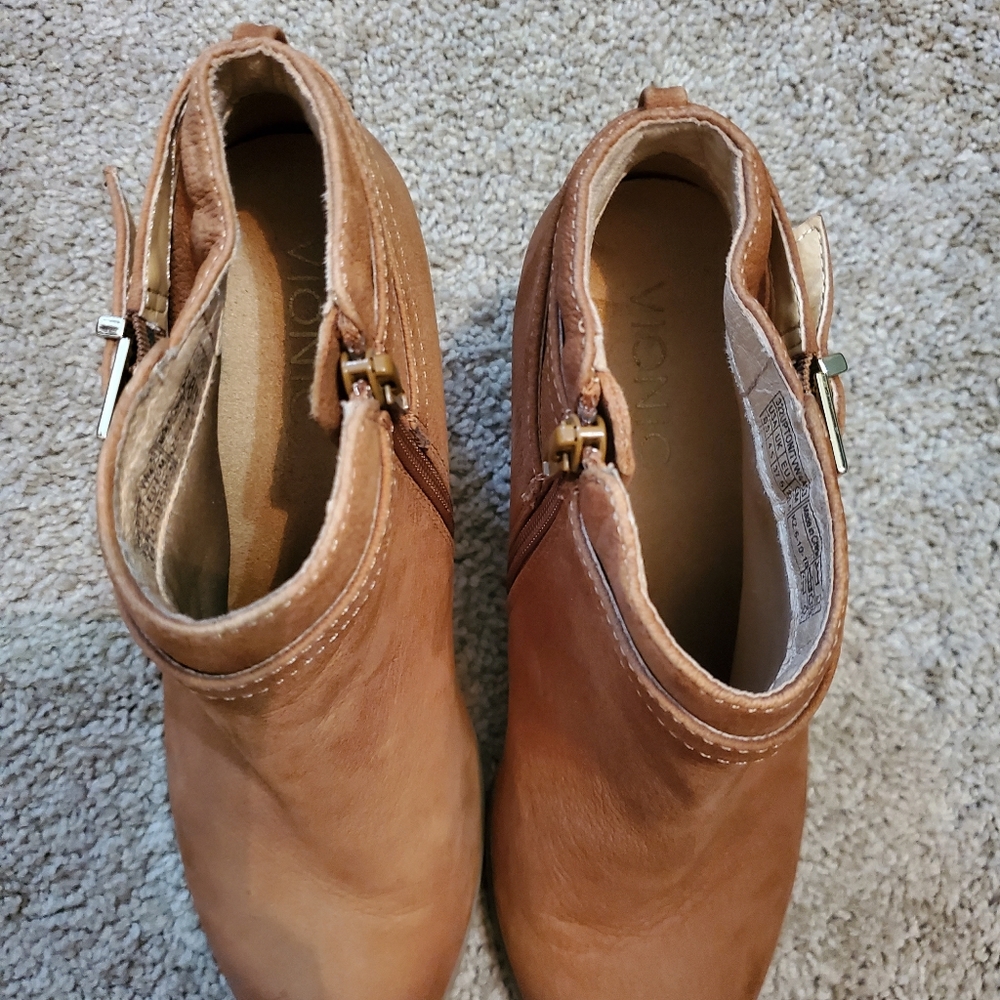 Vionic Upton Ankle Boot - image 7